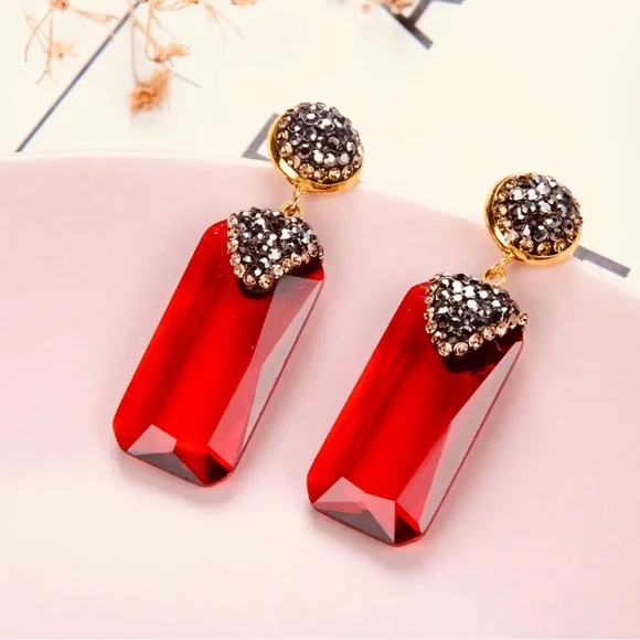 Red Crystal Dangle Earrings by Grathia Cero - Picture 3 of 4